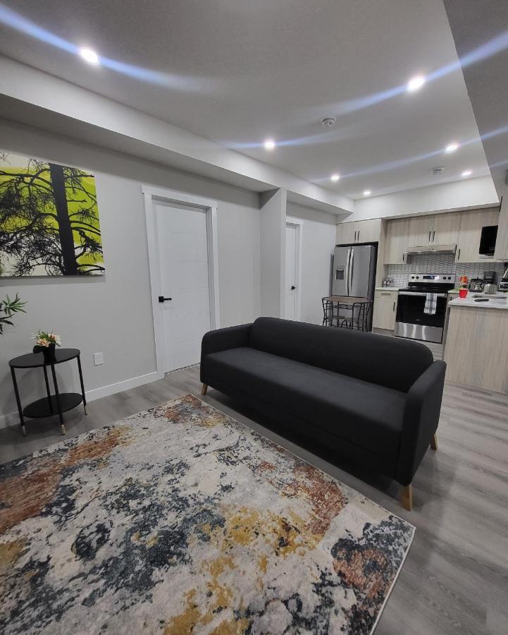 Luxury Suite In Calgary Nw YYC Exterior foto