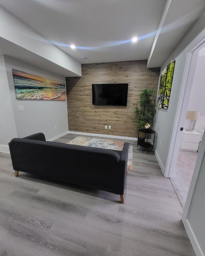Luxury Suite In Calgary Nw YYC Exterior foto